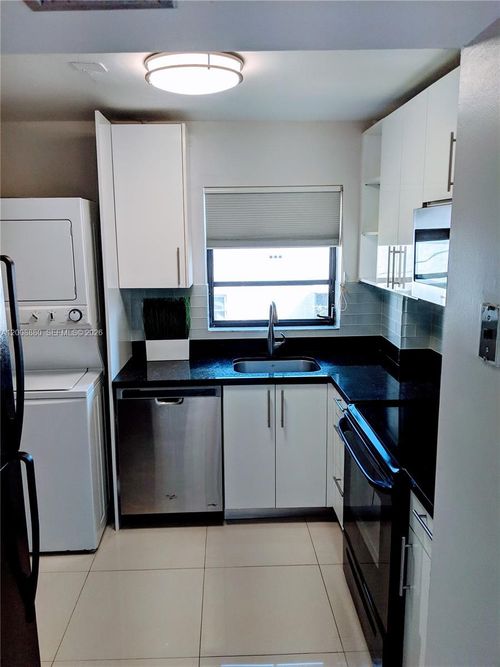 304-1617 Jefferson Ave, Miami Beach, FL, 33139-7623 | Card Image