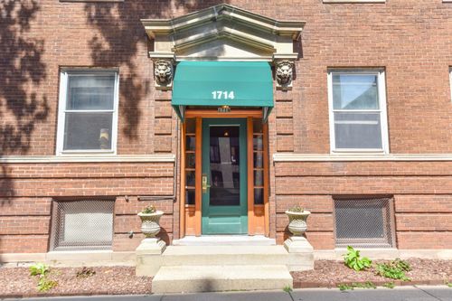 1714 E Kane Pl, Milwaukee, WI, 53202-1754 | Card Image