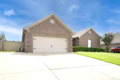 715 Mango Loop, House other with 4 bedrooms, 2 bathrooms and null parking in Austin AR | Image 3