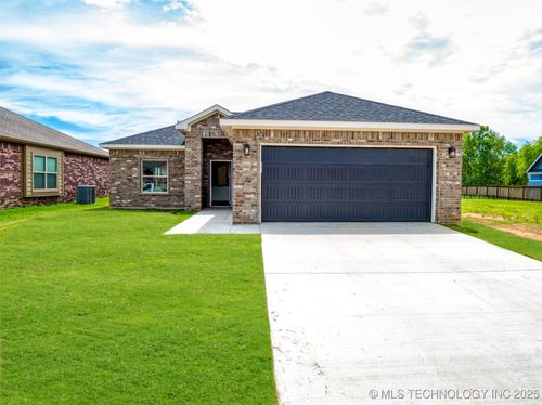 1190 Wild Indigo Cir, Calera, OK, 74730-1530 | Card Image