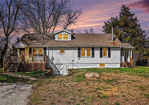 3806 S Outer Belt Rd, Oak Grove, MO, 64075-8148 | Card Image