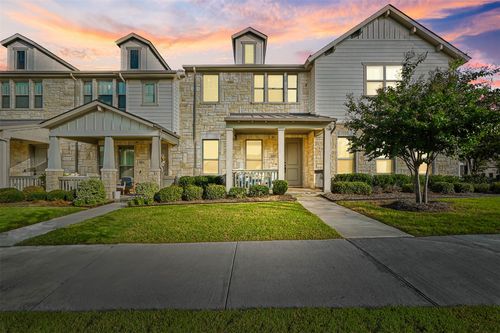 6489 Iron Horse Blvd, North Richland Hills, TX, 76180-6023 | Card Image