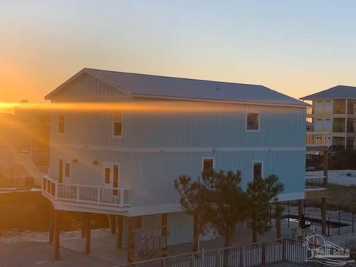 1261 W Lagoon Ave, Gulf Shores, AL, 36542-6135 | Card Image