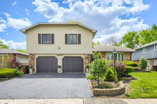 22417 Riverside Dr, Richton Park, IL, 60471-1527 | Card Image