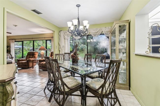 Formal Dining Room | Image 33