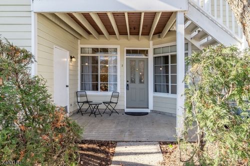 3 Wescott Rd, Bedminster, NJ, 07921-2021 | Card Image