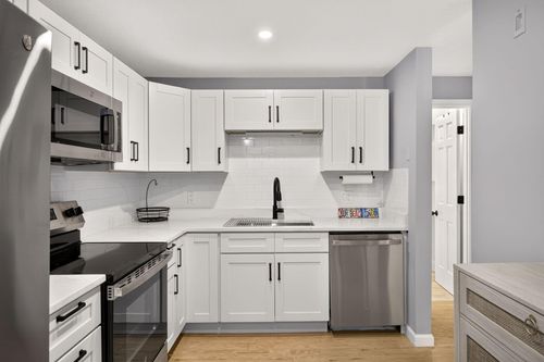 30-42 Old Colony Way, Orleans, MA, 02653-3254 | Card Image