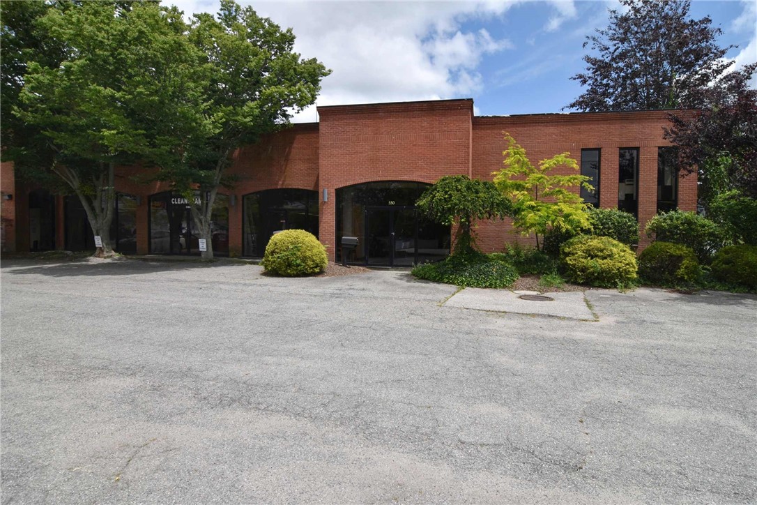 Commercial Lease in Tiverton 3