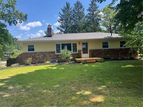 8961 Lowell Ln, Northfield, OH, 44067-2639 | Card Image