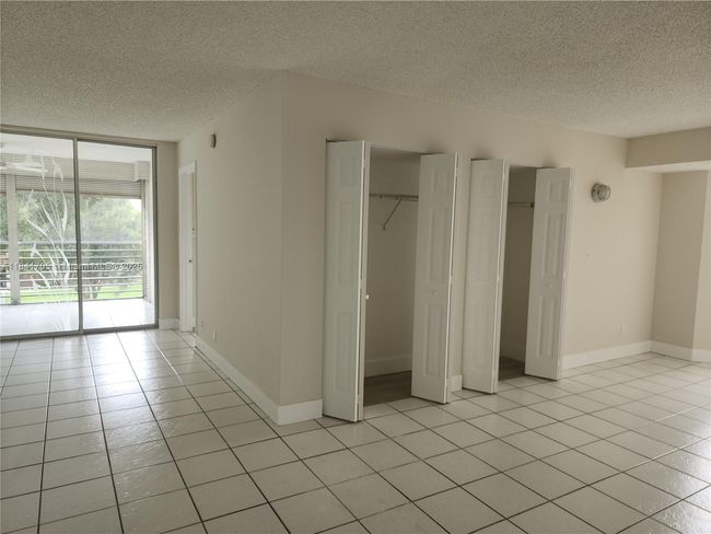 APT-305 - 1900 Sabal Palm Dr, Condo with 3 bedrooms, 2 bathrooms and null parking in Davie FL | Image 8