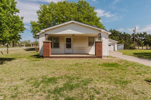 100 Matson Ave, Kechi, KS, 67067-8700 | Card Image