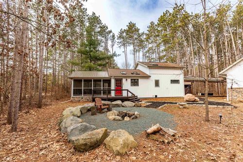 E3988 Martal Way, Spring Green, WI, 53588-9691 | Card Image