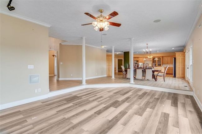701 Sunshine Rd, House other with 5 bedrooms, 5 bathrooms and 8 parking in Toccoa GA | Image 7