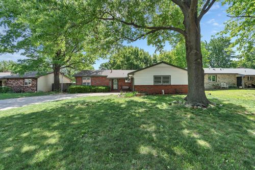 1304 N Denmark Ave, Wichita, KS, 67212-3041 | Card Image