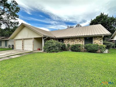 117 Cumberland Gap, House other with 4 bedrooms, 2 bathrooms and null parking in Victoria TX | Image 2