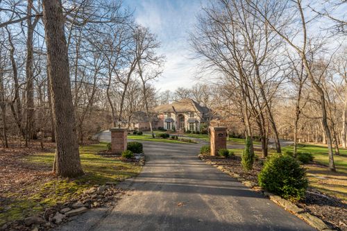 2907 S Ridgewood Lane, Springfield, MO, 65809 | Card Image