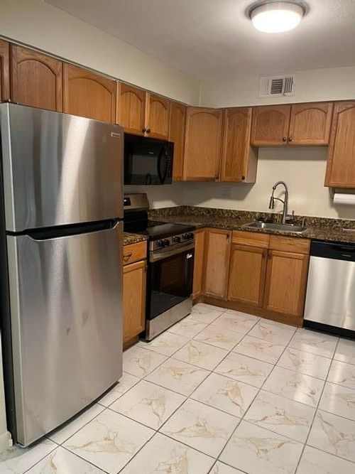 207-207 Capri E, Delray Beach, FL, 33484-5122 | Card Image