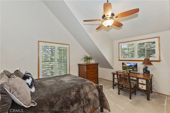 375 Meadow Cir N, House other with 4 bedrooms, 3 bathrooms and 2 parking in Big Bear Lake CA | Image 39