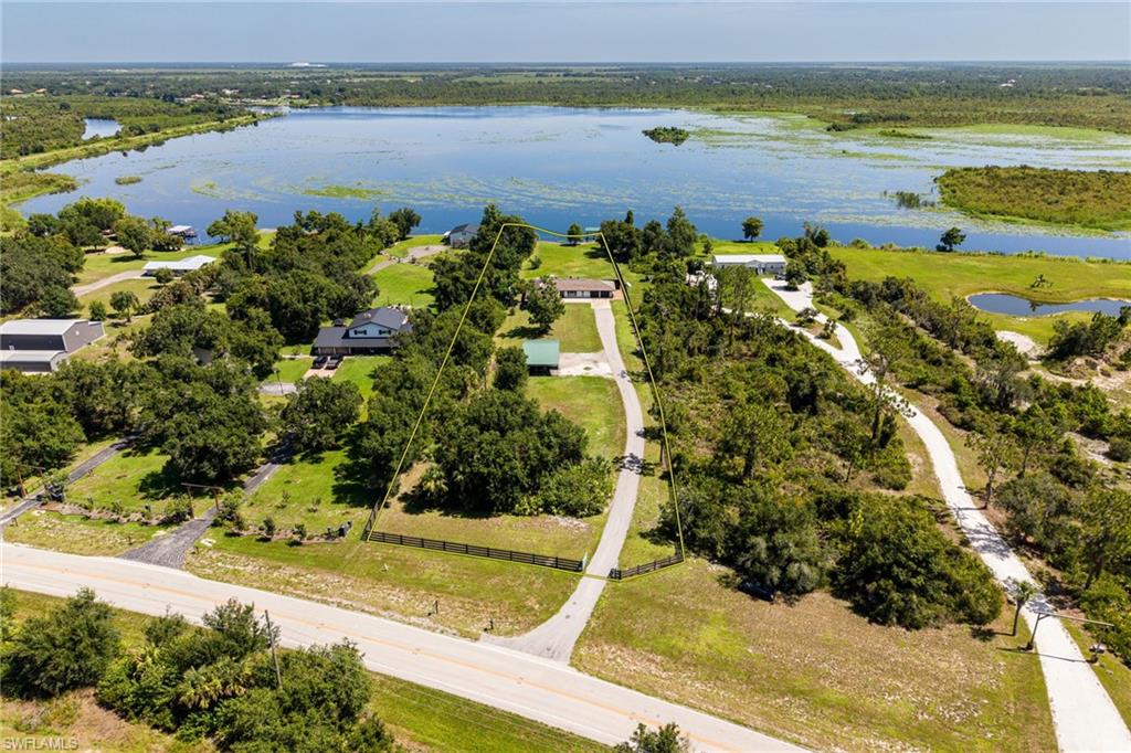 Residential in PUNTA GORDA 3