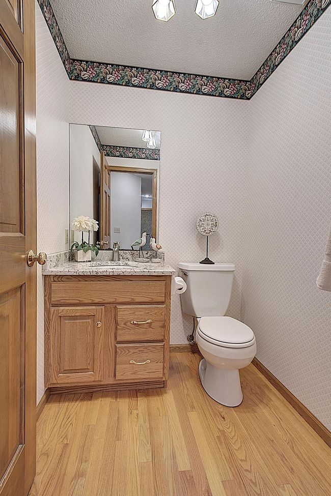 Powder Room (main-level) | Image 12