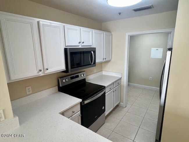 UNIT-300 - 3300 Highway 98, Condo with 3 bedrooms, 3 bathrooms and null parking in Mexico Beach FL | Image 4