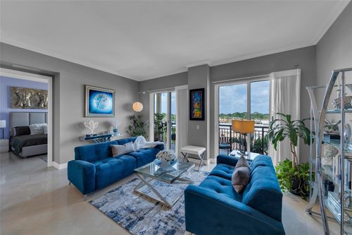 apt-308-2625 Ne 14th Ave, Wilton Manors, FL, 33334-4396 | Card Image