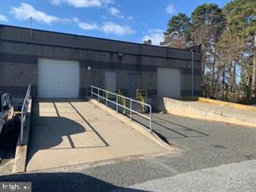 ste-a5-575 N Route 73, West Berlin, NJ, 08091-2440 | Card Image