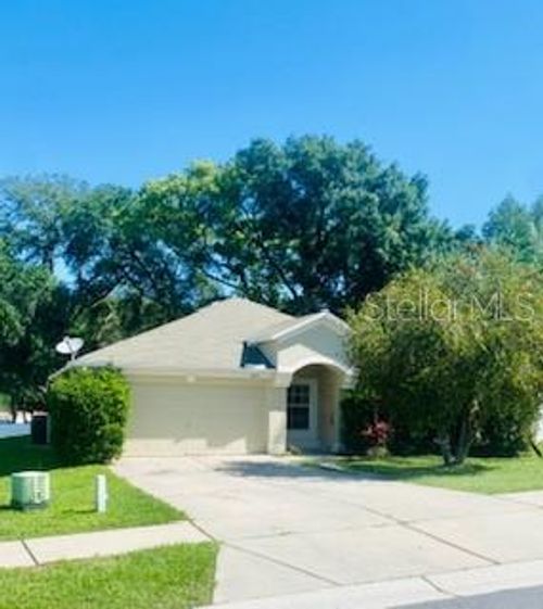 7731 Merchantville Cir, ZEPHYRHILLS, FL, 33540-2070 | Card Image
