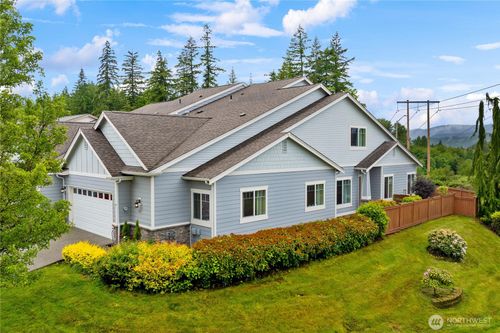 3707 Simmons Heights Ln Sw, Tumwater, WA, 98512-7825 | Card Image