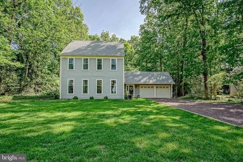 1057 Rainbow Cir, Pittsgrove, NJ, 08318-9167 | Card Image