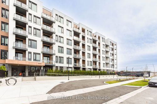 611-1440 Clarriage Crt, Milton, ON, L9E1B3 | Card Image