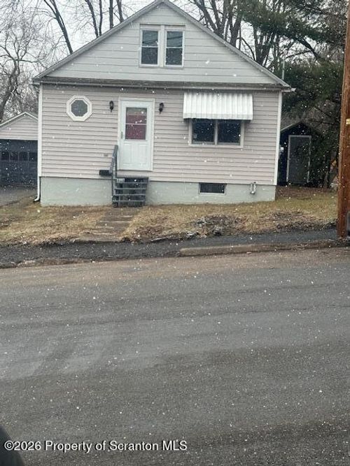 113 Lidy Rd, Dupont, PA, 18641-2103 | Card Image