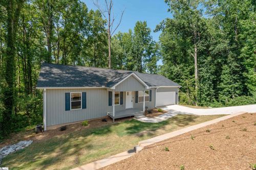 200 Hillbrook Rd, Taylors, SC, 29687-2920 | Card Image