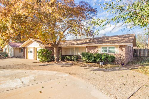 1803 E Buckley St, Brownfield, TX, 79316-4817 | Card Image