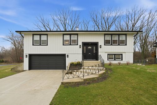 2S245 Mayfield Ln, GLEN ELLYN, IL, 60137-7048 | Card Image
