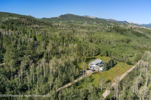 1833 W Buttermilk Rd, Aspen, CO, 81611-2732 | Card Image