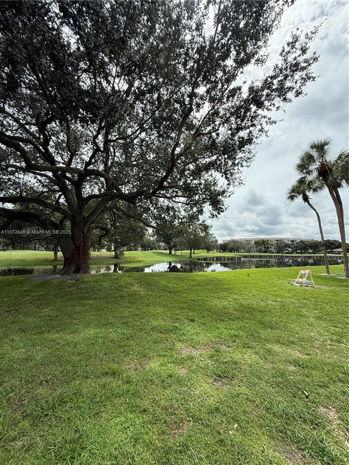 apt-102-9441 Live Oak Pl, Davie, FL, 33324-4727 | Card Image