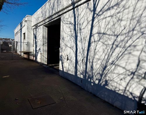 5 Reynolds St, Norwalk, CT, 06855-1014 | Card Image