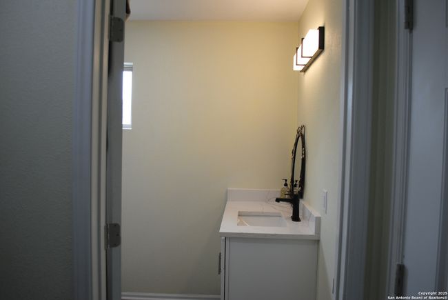 4337 Throne, House other with 4 bedrooms, 4 bathrooms and null parking in Von Ormy TX | Image 26