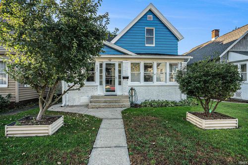 131 E 6th St, Mishawaka, IN, 46544-2146 | Card Image