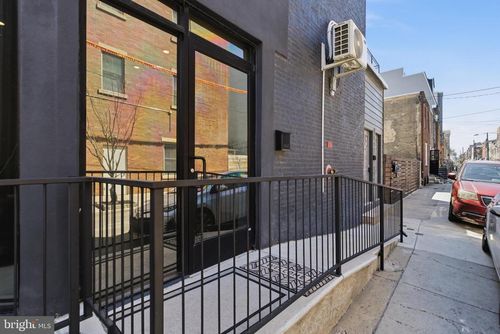 1214 S 15th St, PHILADELPHIA, PA, 19146-3132 | Card Image
