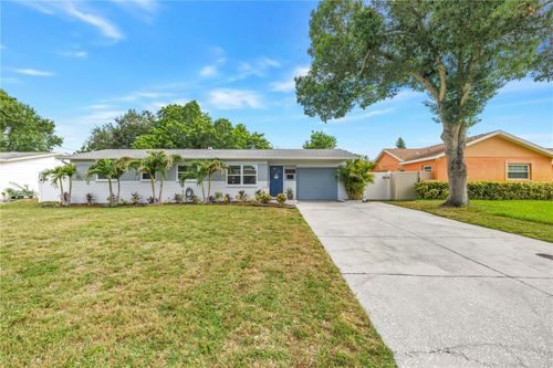 1165 66th Ave S, ST PETERSBURG, FL, 33705-5817 | Card Image