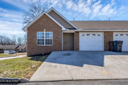 17-4801 White Poplar Way, Knoxville, TN, 37912-3787 | Card Image