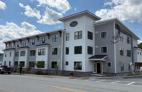 141 Main St, Lincoln, NH, 03251-4322 | Card Image