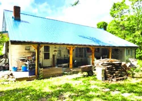 105 Log Home Ln, Moss, TN, 38575-6241 | Card Image