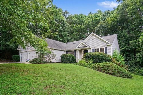 245 London Ln, Hiram, GA, 30141-5458 | Card Image