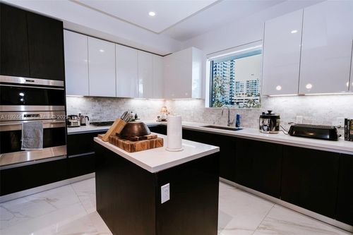 n105-3040 Ocean Blvd, Fort Lauderdale, FL, 33308-7382 | Card Image