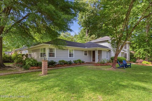 299 Wood Dale Dr, Jackson, MS, 39216-3510 | Card Image