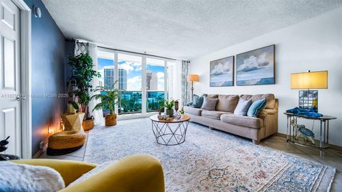 apt-7b-6770 Indian Creek Dr, Miami Beach, FL, 33141-5750 | Card Image
