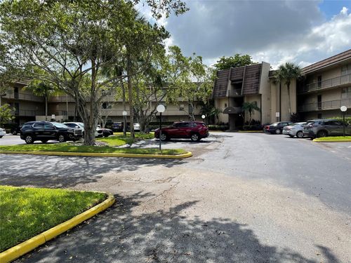 209-9200 Lime Bay Blvd, Tamarac, FL, 33321-8672 | Card Image